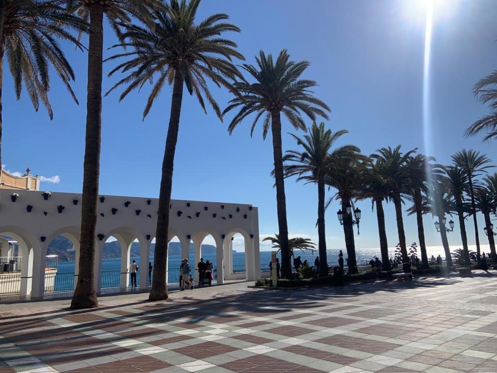 Atico & Terraza By Maison Jaken Nerja Exteriér fotografie